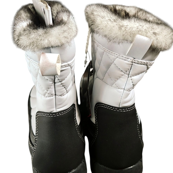 Totes Women's White and Black Winter Boots - Picture 4 of 6
